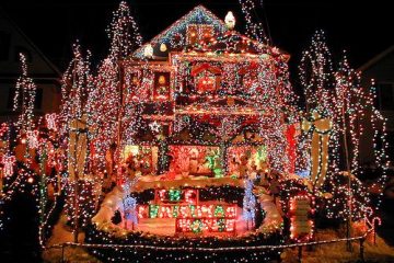 Holiday lights on a house